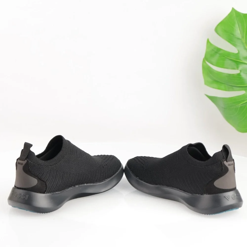 Vessi Womens Everyday Move Slip-On Sneaker Size 6 Waterproof Black Comfort Shoes